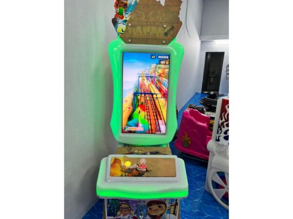 Máy game điện tử mẫu 2